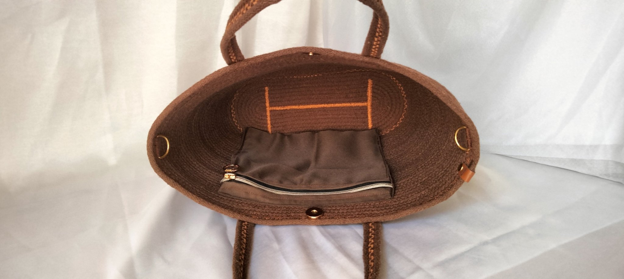 Bolso Tote chocolate artesanal hecho a mano - Garra de gata