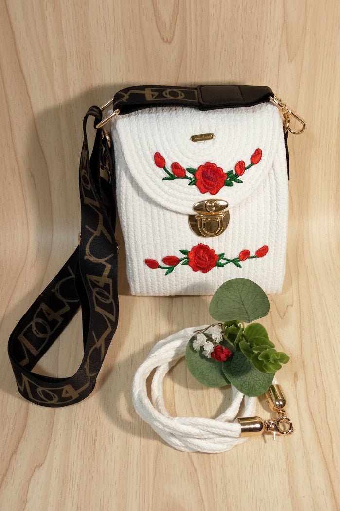 Mini Bags Blanca Flores Rojas Jardín. - Garra de gata