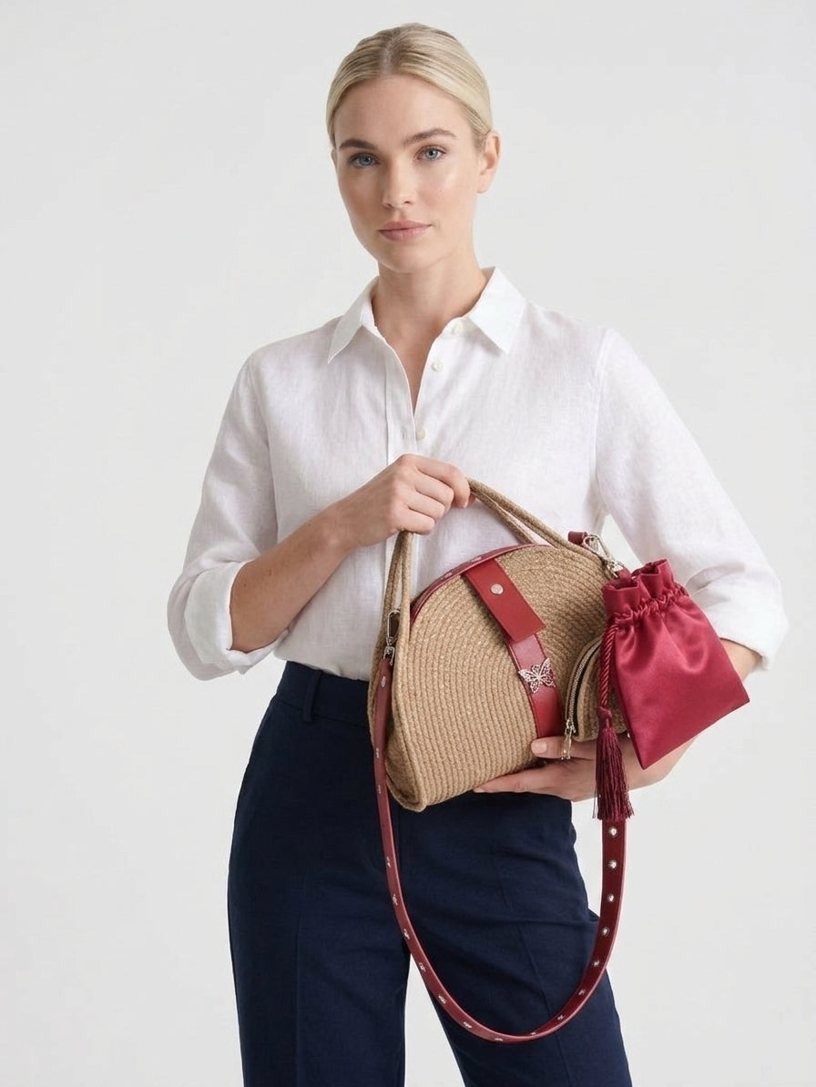 Bolso Media Luna Artesanal Hecho a Mano | Garra de gata